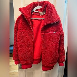 Aritizia Teddy Jacket (Wilfred Free) size small